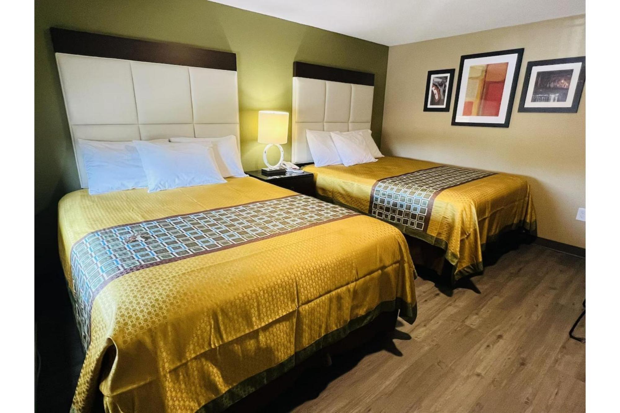 Deluxe Inn & Suites By Oyo Miami Ok Kültér fotó